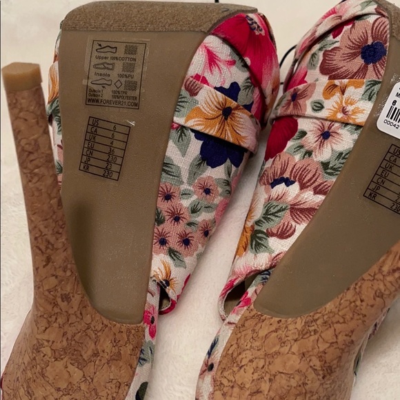 F21 floral peep toe cork heels size 6 NWT - Picture 9 of 9